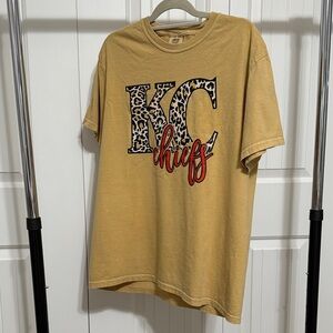 Comfort colors women’s  KC chiefs Graphic T-Shirt - yellow